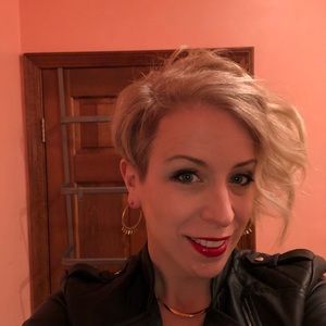 Meet your Posher, Sara
